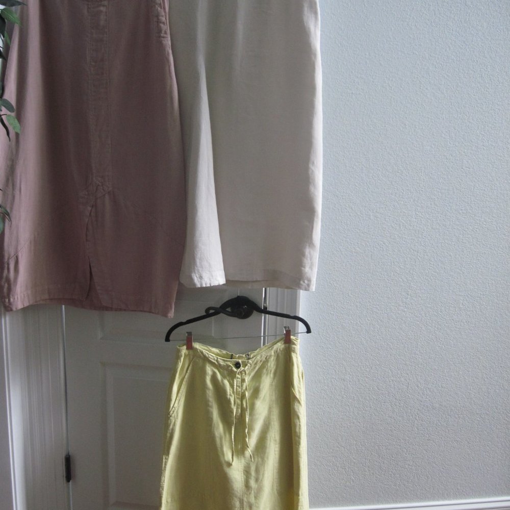 3 Oska Linen Skirts